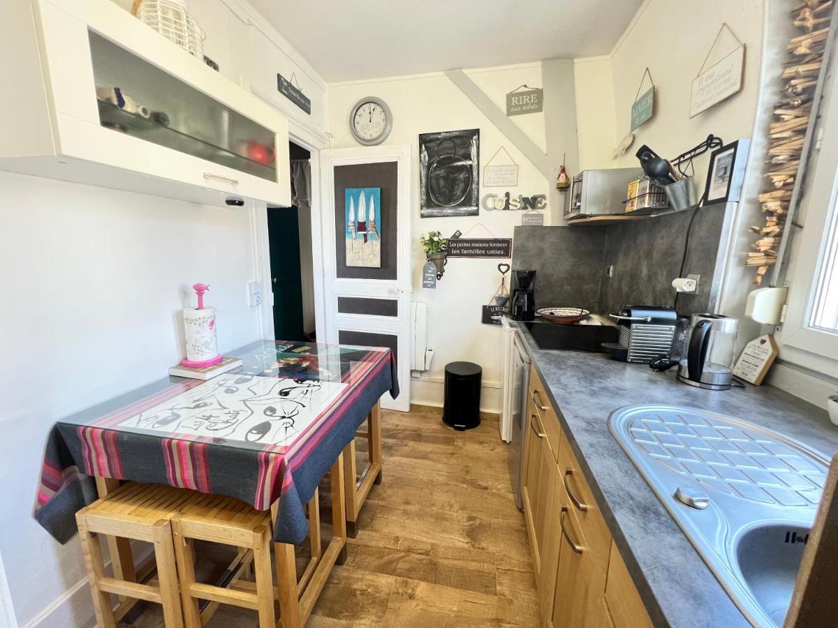 Location A Trouville Sur Mer Bagian luar foto