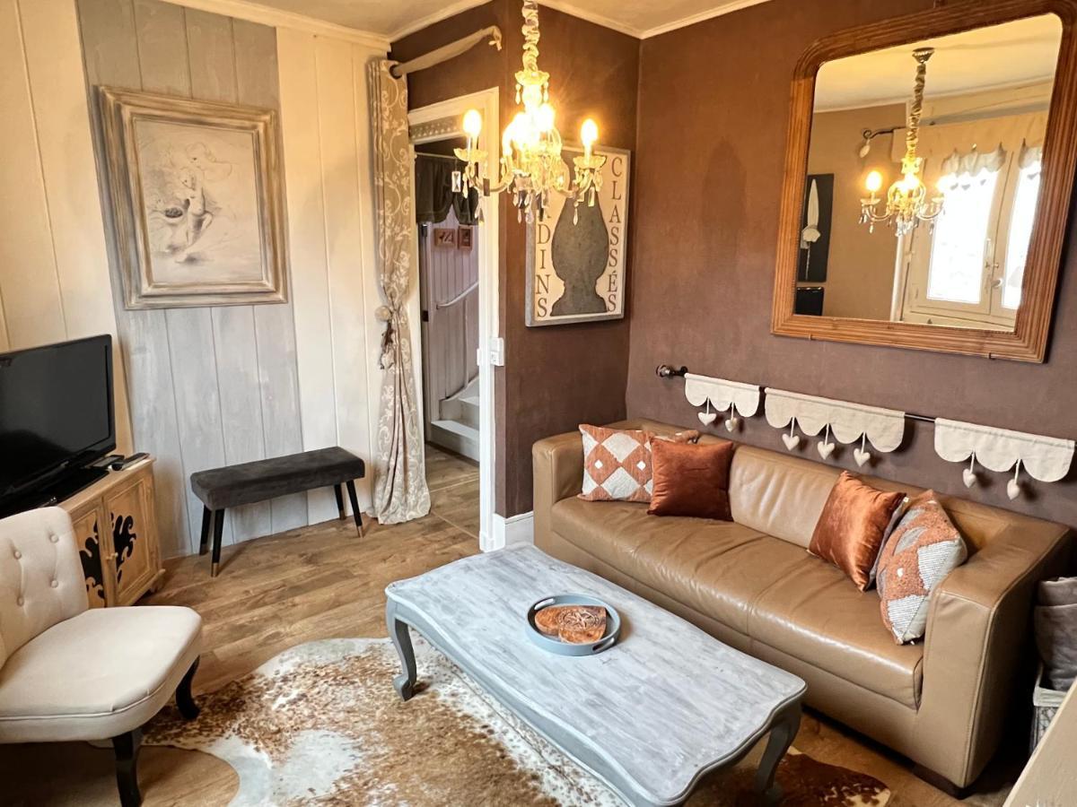 Location A Trouville Sur Mer Bagian luar foto